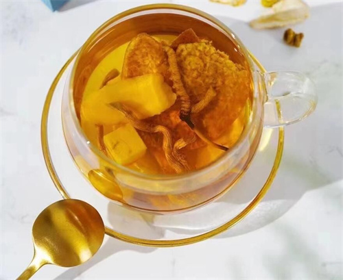冬蟲夏草營養(yǎng)酒的制作方法 冬蟲夏草怎么泡酒？