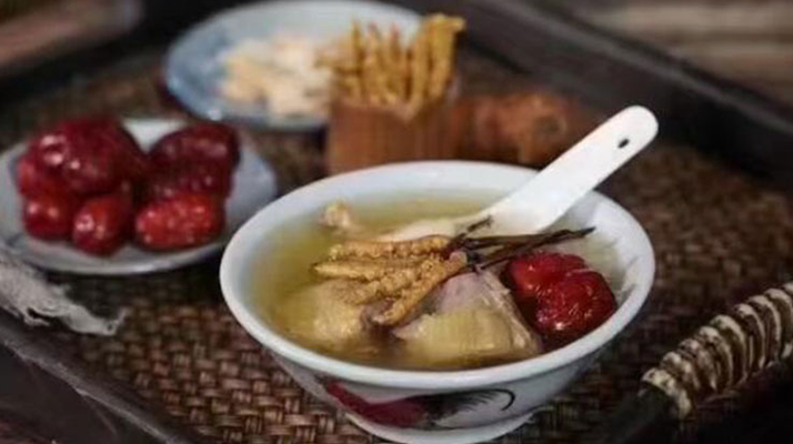 冬蟲夏草：辨清體質(zhì)，找準(zhǔn)適合的滋補人群