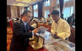 那曲“三維施策”護(hù)航蟲草交易規(guī)范發(fā)展