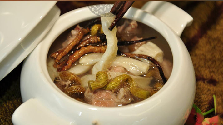 冬蟲夏草煎服：根數不是固定值，3 大維度定用量