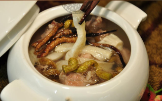 咱草原人燉冬蟲夏草，就這幾招，簡單又滋補